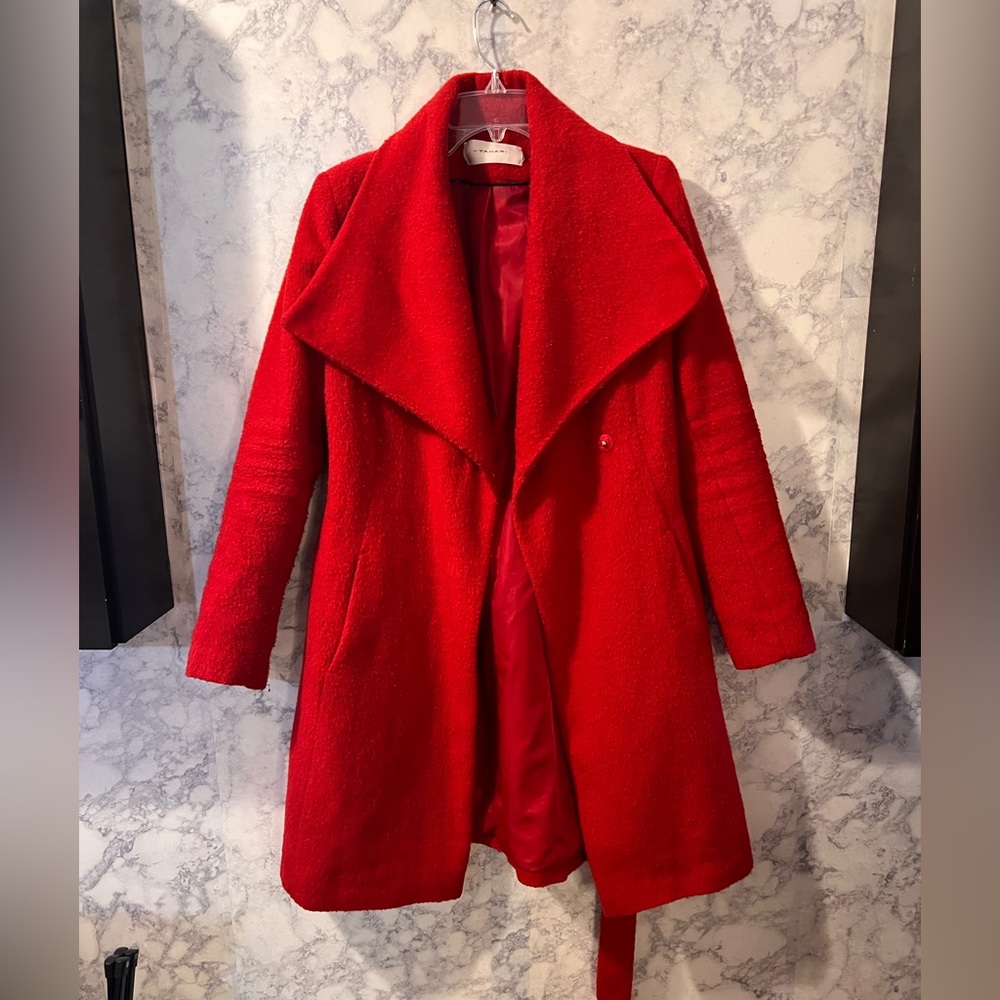 T Tahari Red Wool Coat size Medium.
